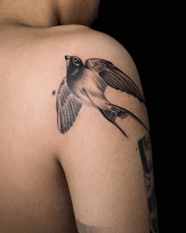 ลายสักแบล็คแอนด์เกรย์แบบเรียลลิสม์ รูปนก